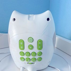 Owl music and light for kids room bedtime